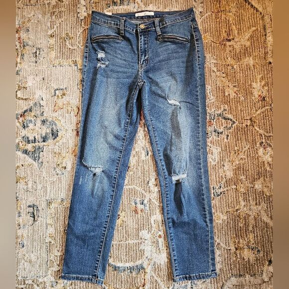 KanCan ankle jeans with front zippers. Sz 11/29 with 26" inseam - Picture 1 of 6